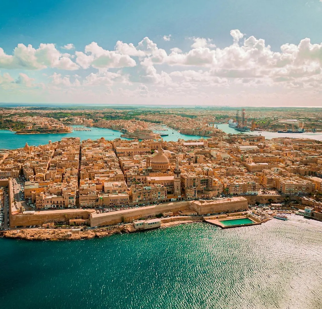 The Exiles Hotel Sliema